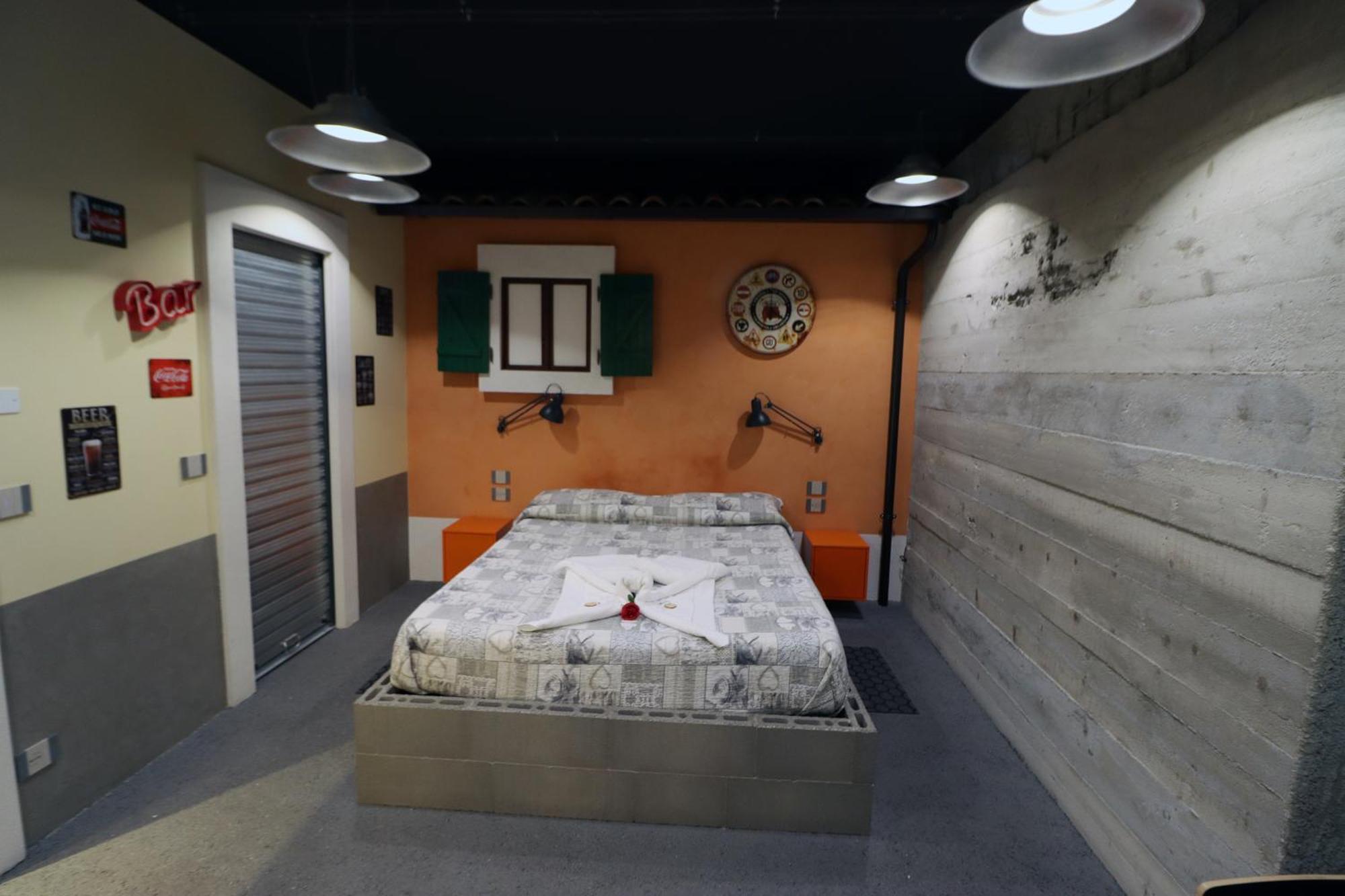 Thematic Rooms - Athema Atmosphere Trieste Bagian luar foto