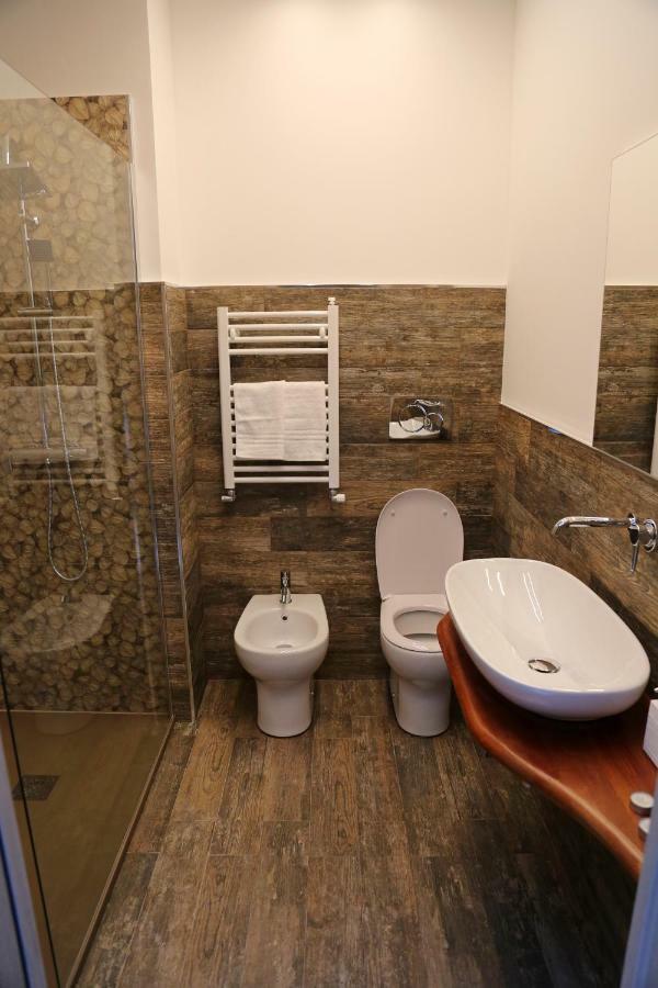 Thematic Rooms - Athema Atmosphere Trieste Bagian luar foto
